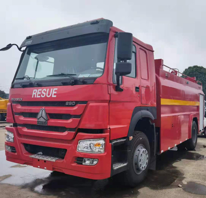 Sinotruk HOWO het Water Bespuitende Vrachtwagen 10000L van de Brandbestrijdingshoge druk