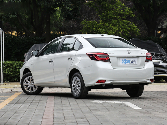 2022 Auto de Passagiersvoertuigen 82kw 8 Snelheid CVT van FAW Toyota Vios 1.5L