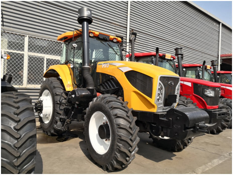Yto-LG1504 Landbouwbedrijflandbouw Gereden Tractor 50HP-200HP