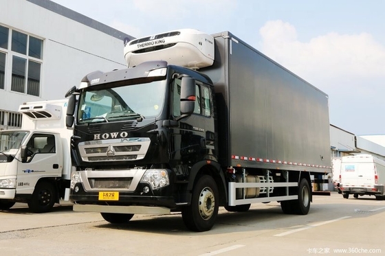 De Ijskastvrachtwagen van Sinotrukhowo A7