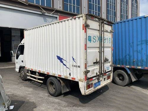 ModelYear 2012 Euro 3 van Isuzu Used Cargo Truck 90hp 4x2