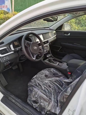 De Hybride 2.0L GLS 6 Snelheid van Kia K5 BIJ Sedan Gebruikte Midsize-Auto 115kw