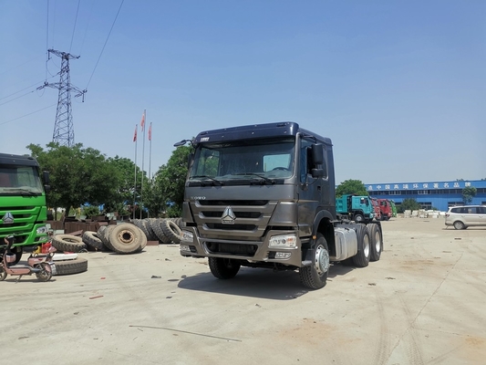 385 PK Sinotruk Howo 6x4 gebruikten Op zwaar werk berekende Vrachtwagens 6x4 ZZ4257N3247C1