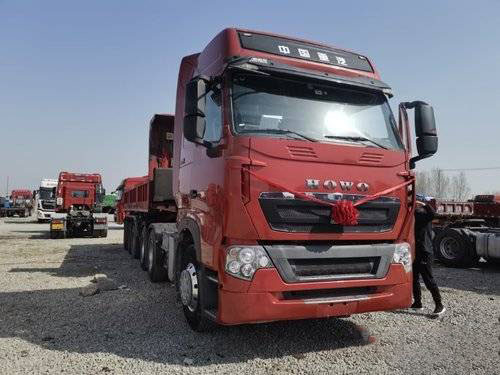 12 AMT-Euro 5 van Tractor Hoofdsinotruk Howo 6x4 Tipper Truck T7H