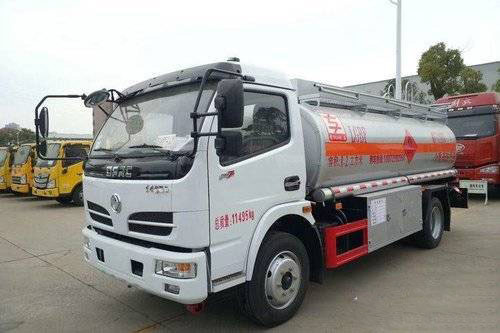 Duolika D6 gebruikte de Op zwaar werk berekende Tankwagen van Vrachtwagens140hp Euro Brandstof 5